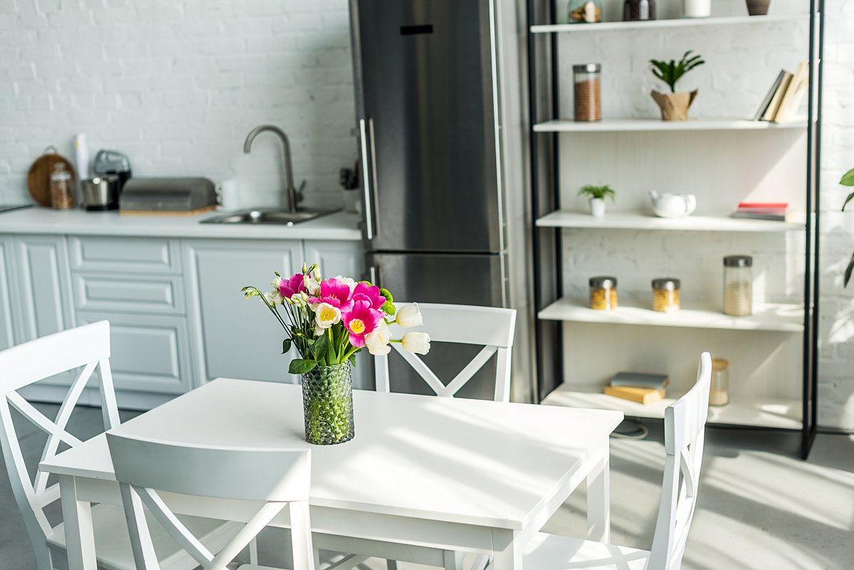 White modern kitchen